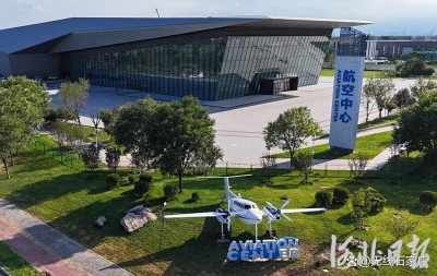新闻纵深丨汇聚成链,低空经济蓄势“起飞”